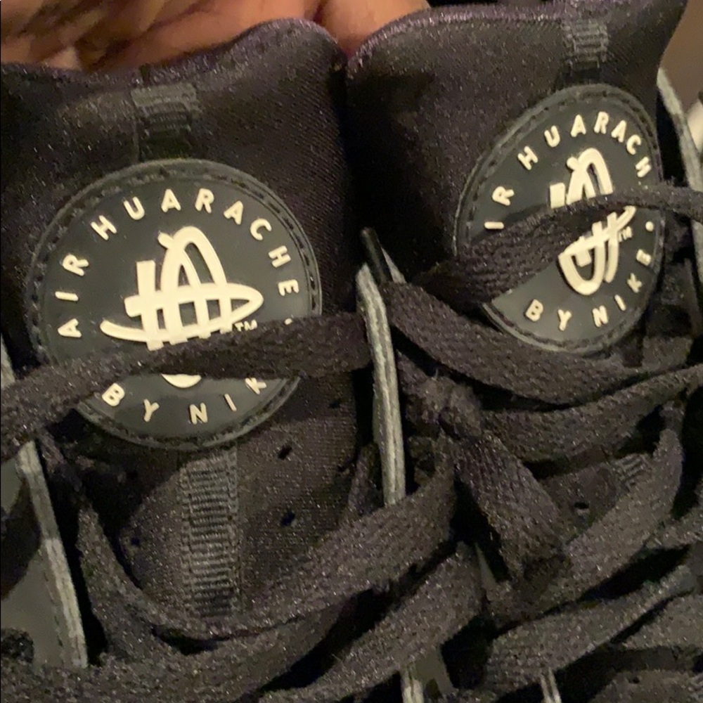 Nike Huarache Black on Black